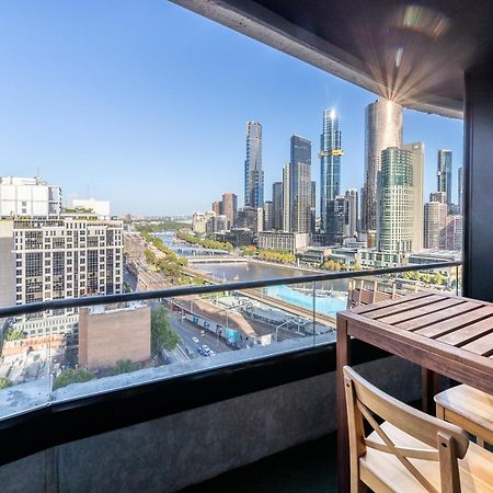 Aura2107, 2 Bedroom Apartment With Balcony, Stunning Yarra River And City Views Melbourne Exteriör bild